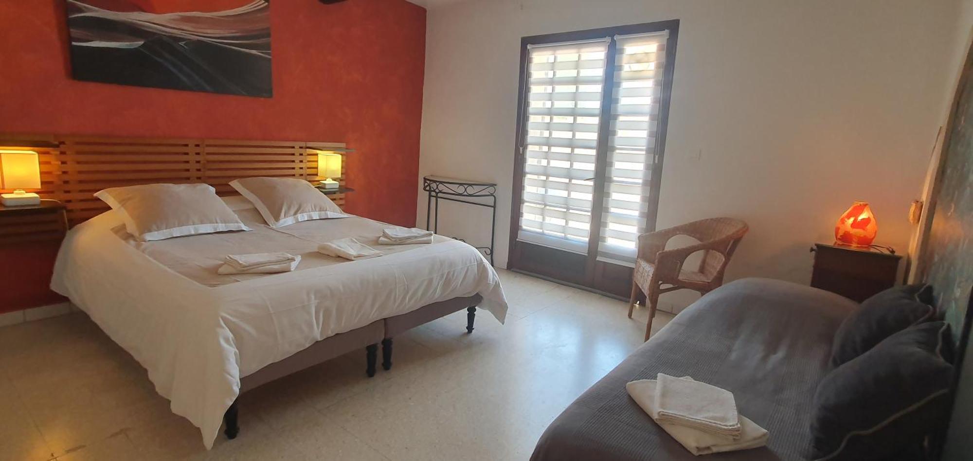 Le Jardin D'Ivana Chambres D'Hotes B&B Avec Piscine Chauffee Oppède Exteriér fotografie