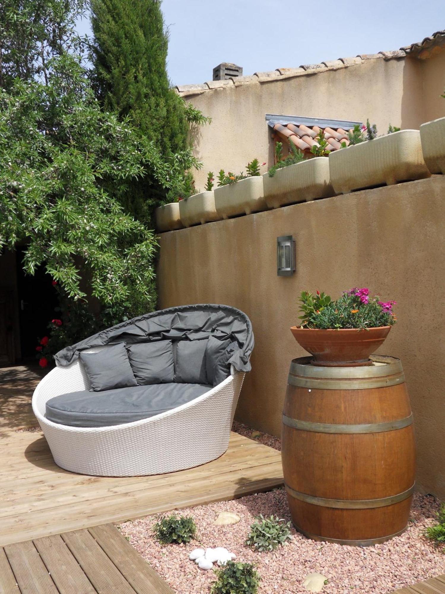 Le Jardin D'Ivana Chambres D'Hotes B&B Avec Piscine Chauffee Oppède Exteriér fotografie
