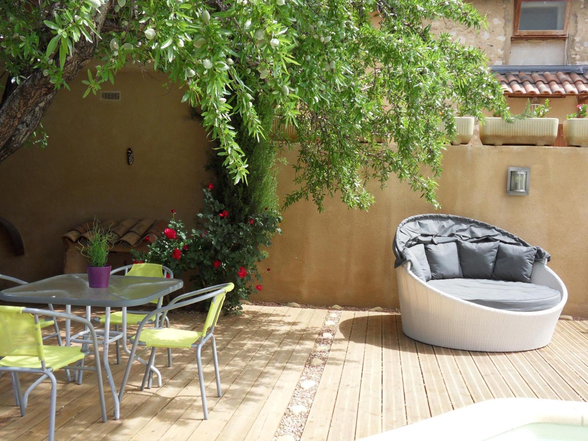 Le Jardin D'Ivana Chambres D'Hotes B&B Avec Piscine Chauffee Oppède Exteriér fotografie