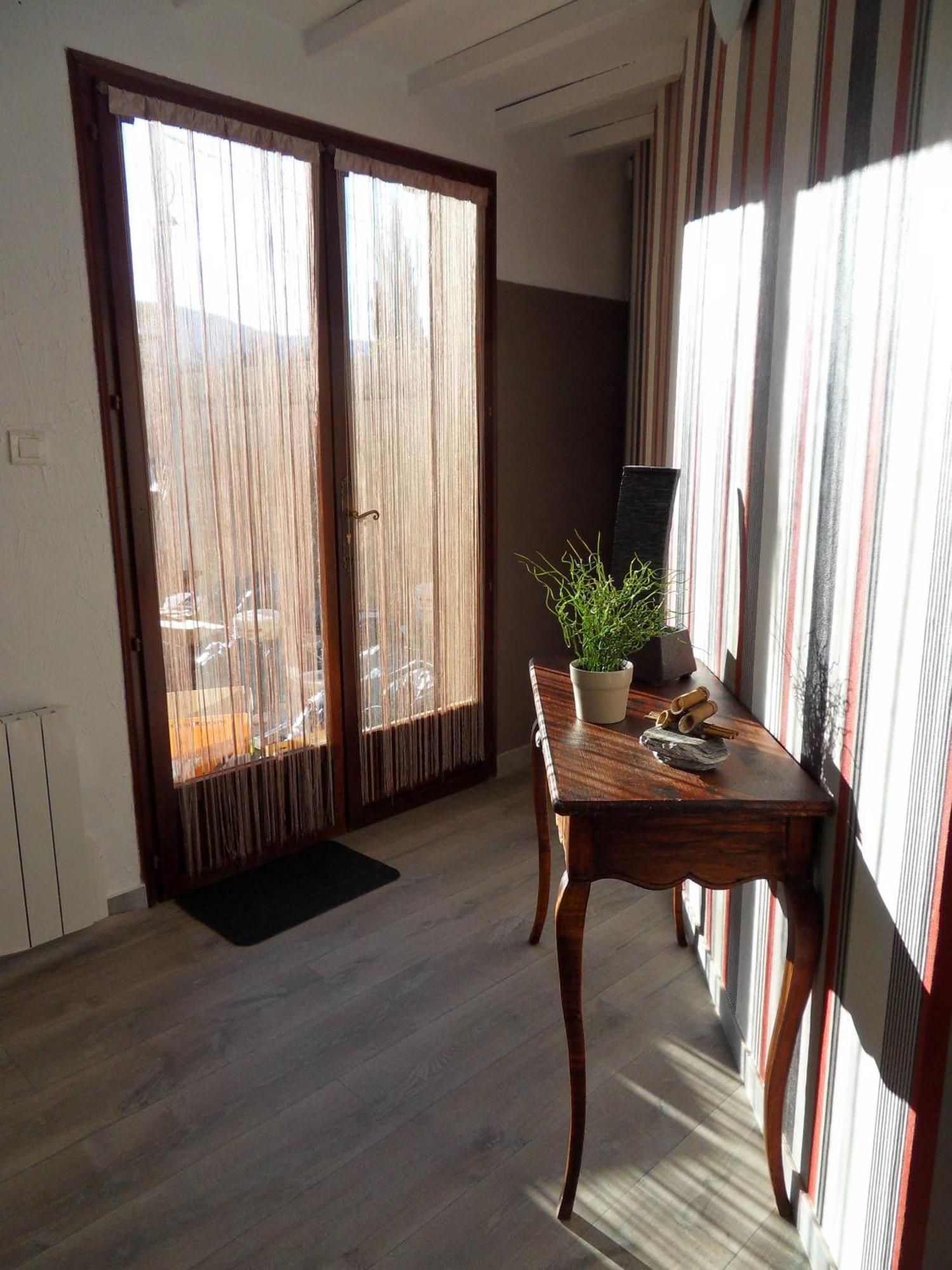 Le Jardin D'Ivana Chambres D'Hotes B&B Avec Piscine Chauffee Oppède Exteriér fotografie