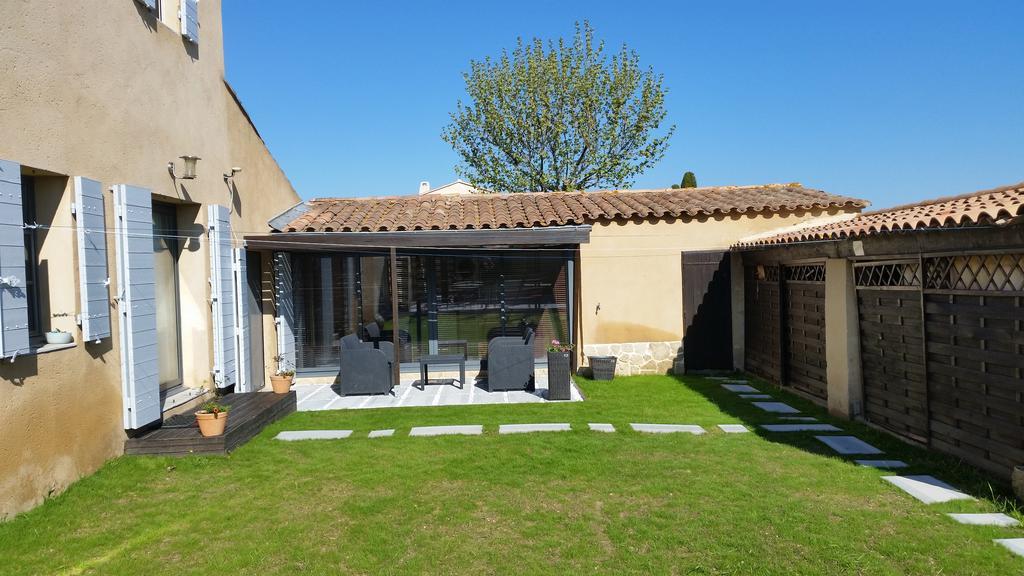 Le Jardin D'Ivana Chambres D'Hotes B&B Avec Piscine Chauffee Oppède Exteriér fotografie
